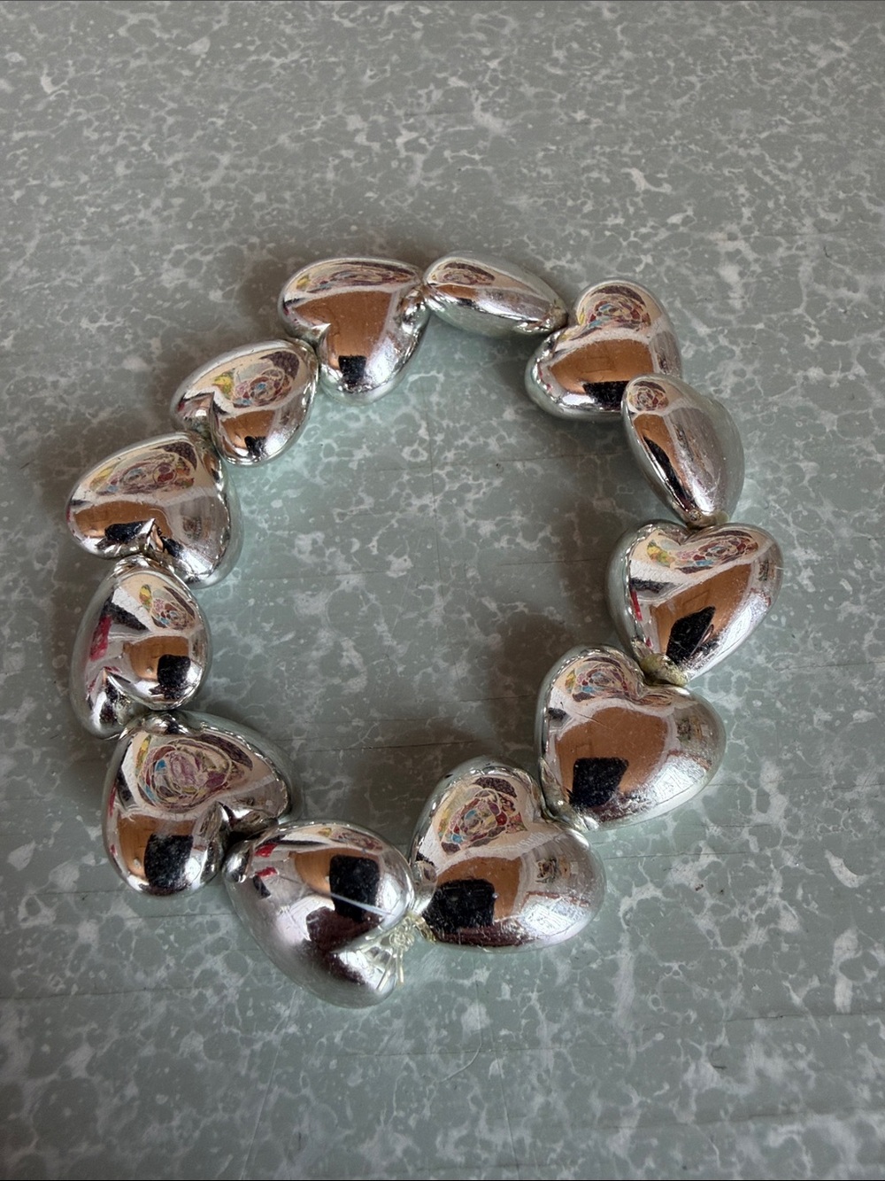 Stretchy silver hearts bracelet